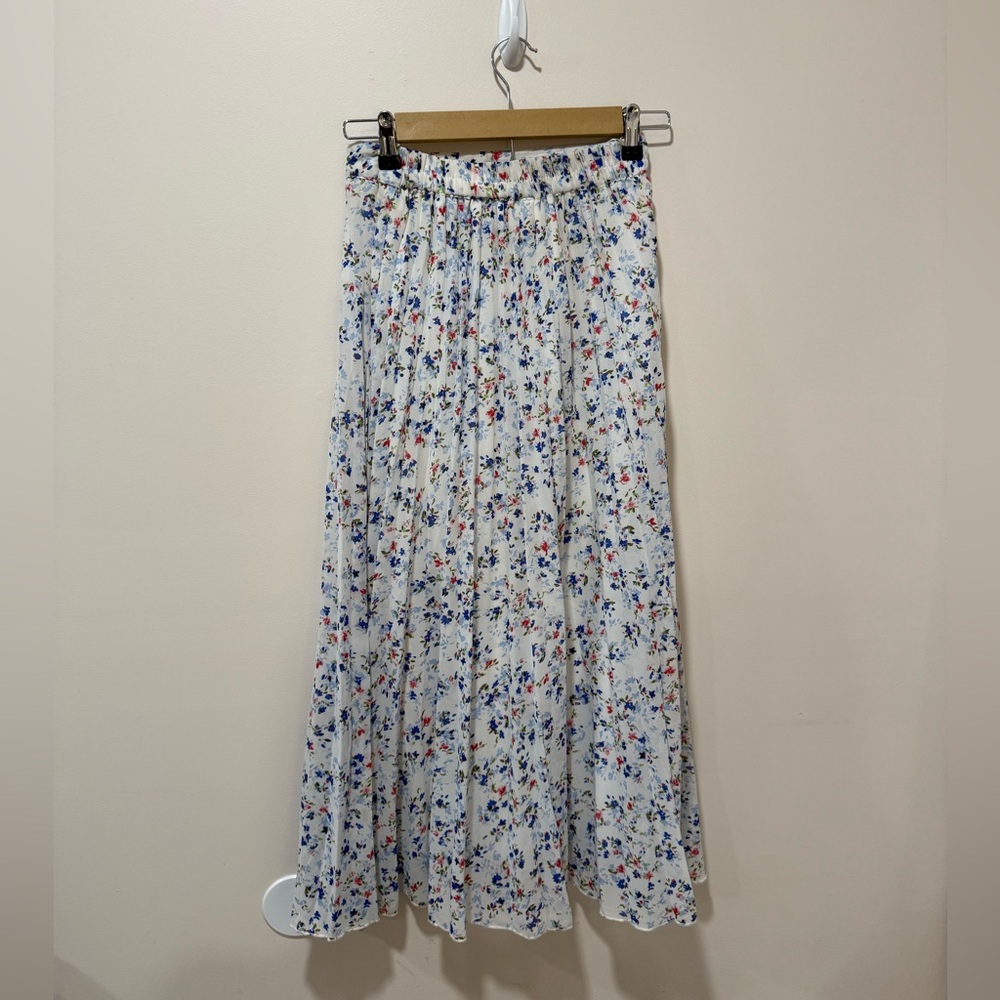 Japna White Floral Maxi Skirt